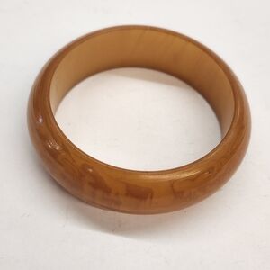 Vintage 1940s Marbled Yellow Bakelite Napkin Ring